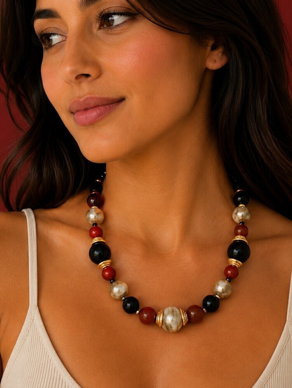 VTG AVON 1990 East Side Style Acrylic Beaded Necklace